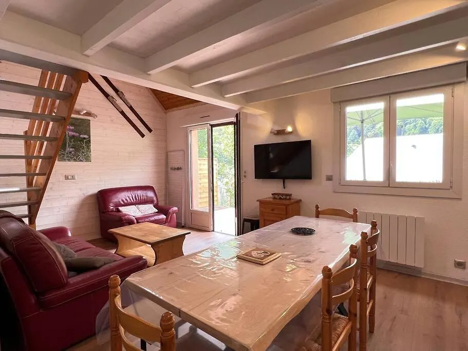 Le 101. Chalet 3 Chambres+Mezz. Terrasse. Parking. Cauterets 0*,